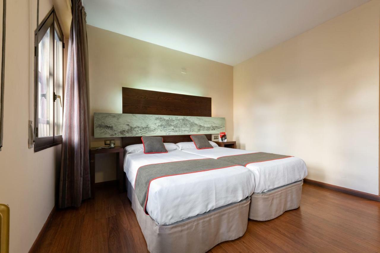 Oyo Hotel Francabel クエンカ エクステリア 写真