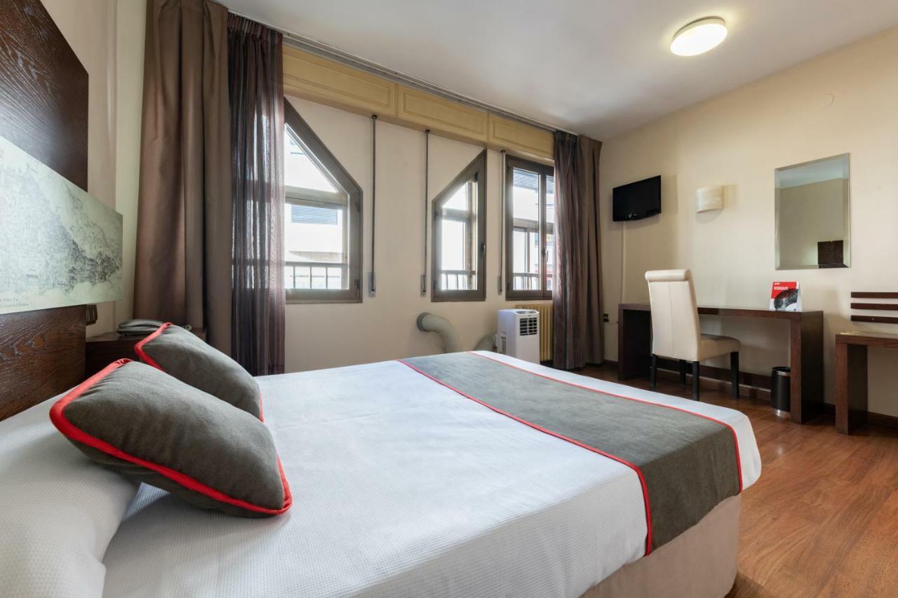 Oyo Hotel Francabel クエンカ エクステリア 写真