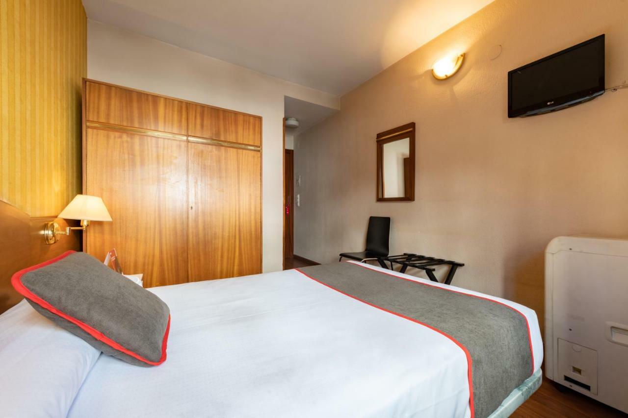Oyo Hotel Francabel クエンカ エクステリア 写真
