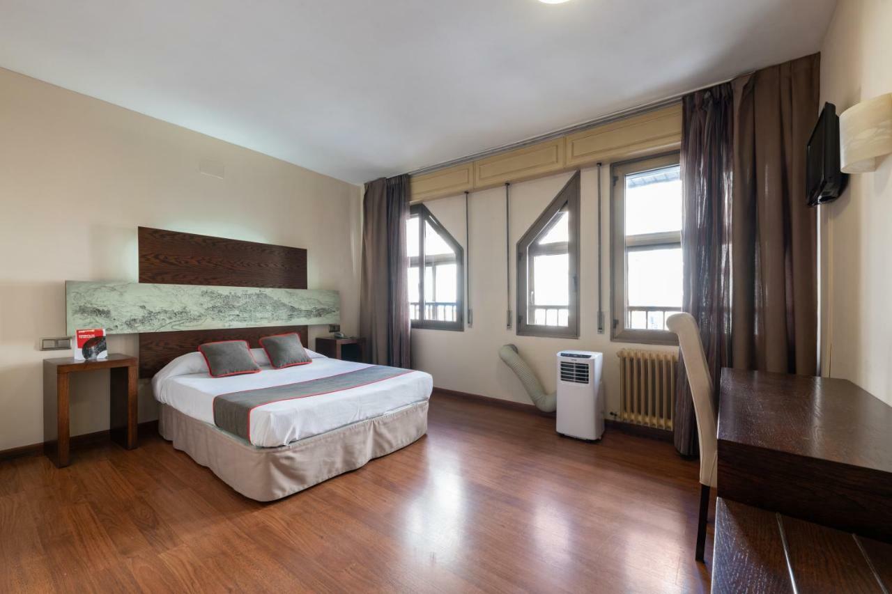 Oyo Hotel Francabel クエンカ エクステリア 写真