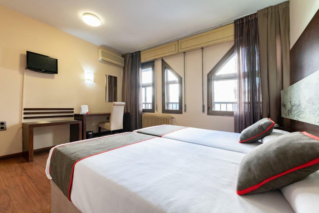 Oyo Hotel Francabel クエンカ エクステリア 写真